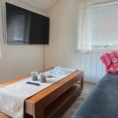 The Blue House 1833-2, Gratis Parkering, Sentralt * Tromsø