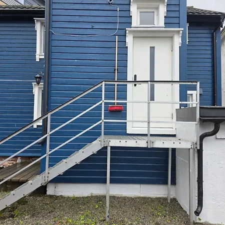 The Blue House 1833-2, Gratis Parkering, Sentralt * ترومسو