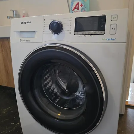 The Blue House 1833-2, Gratis Parkering, Sentralt Apartamento